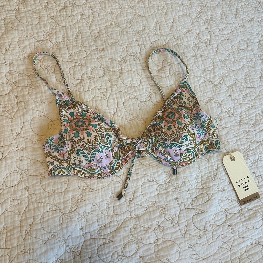 NWT Billabong Colorful Designed Bra Style Bikini Top